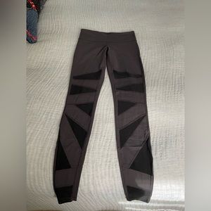 Lululemon yoga pants